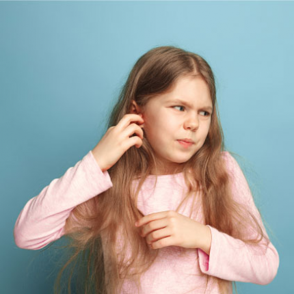 Bouchon d’oreille : les symptômes qui doivent vous alerter