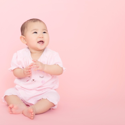 Comment nettoyer les oreilles de bébé ?